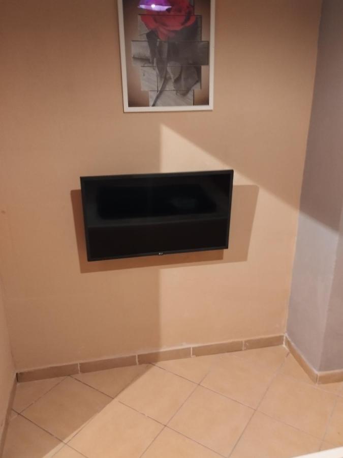 Cozy Apartment In Salonicco Esterno foto